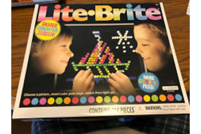 Basic Fun 02215 Lite-Brite Ultimate Classic Toy New