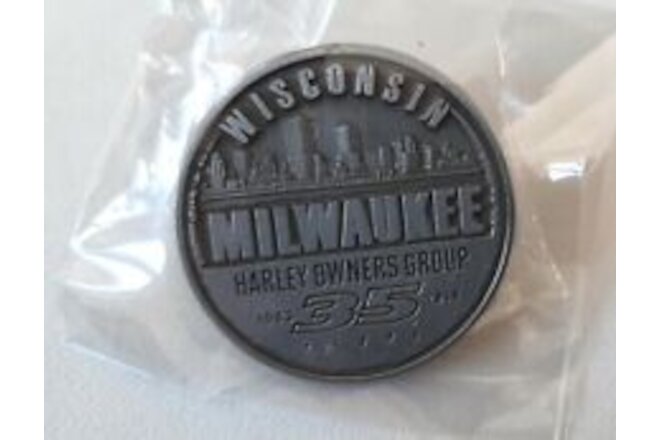 Harley Davidson Milwaukee Wisconsin Harley Owners Group 35th Anniversary Pin NEW