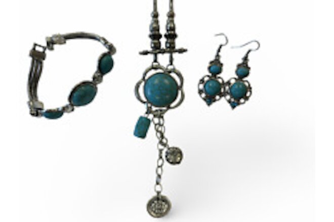 Turquoise Vintage Set Necklace Earrings and Bracelet