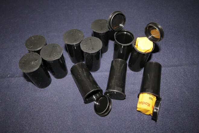10 pc LOT 120 film Can Canister Container Holder Light & Splash Protection Black