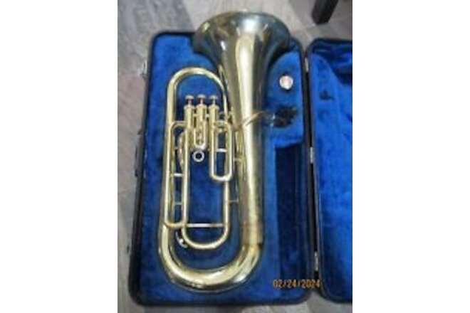 Yamaha YEP201 large bore Euphonium  with case and mouthpiece,  Made in Japan