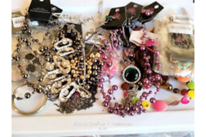 All new and packaged paparazzi jewelry sets 15+ extra items free.