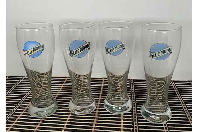 Blue Moon 16 oz Pilsner Beer Glass Mixed Lot Of 4 Glasses 3 Different Styles