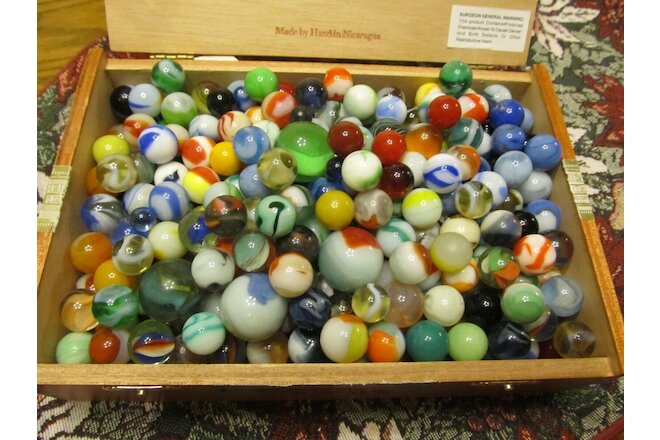 400  plus Antique - Old - Vintage Marbles : Large Lot : AKRO? beautiful !!!!