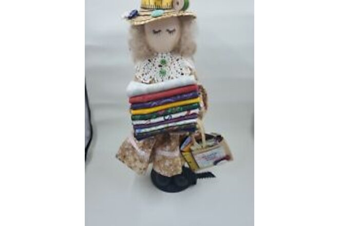 NWT Makin It In Alaska Handmade Quilt Shop Wood Doll Artist Linda Berget Signed