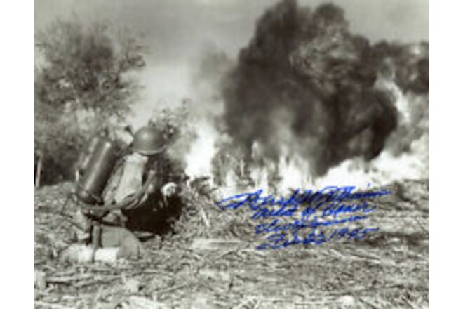 HERSHEL WILLIAMS SIGNED 11x14 PHOTO MEDAL OF HONOR IWO JIMA WWII MOH BECKETT BAS