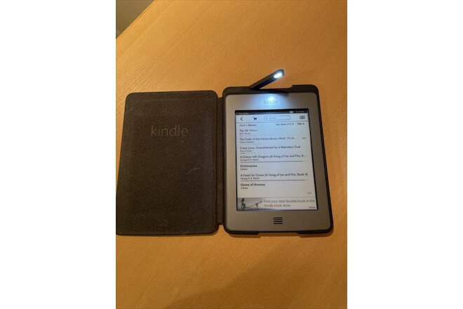 Amazon Kindle Touch (4th Generation) 4GB, Wi-Fi, 6in + Case With Light