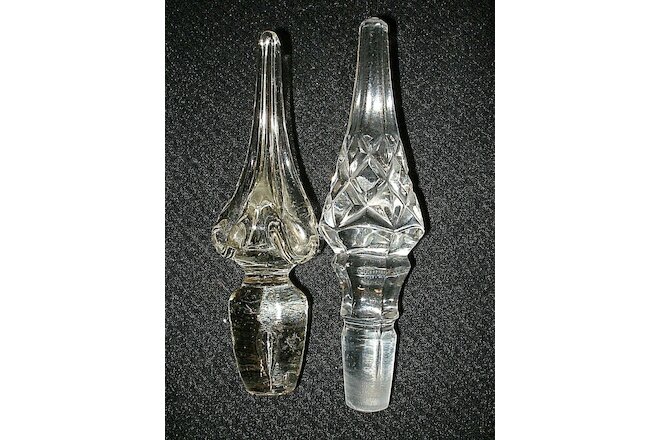 VINTAGE LOT 2 CLEAR GLASS STEEPLE SHAPED ART GLASS DECANTER STOPPERS 5.5" & 6"