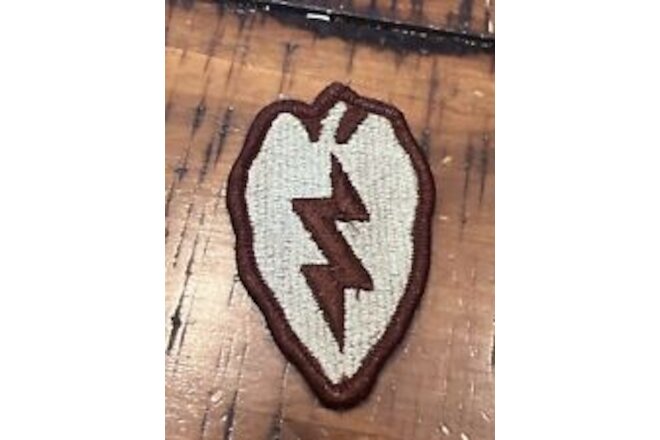 25th Infantry Division Desert Tan ( Sew On) U.S. Army Shoulder Patch Insignia