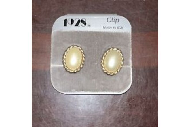 Vintage 1928 Earrings Pearl Rim Earrings Gold Rim w Oval Faux Pearl New Clip On
