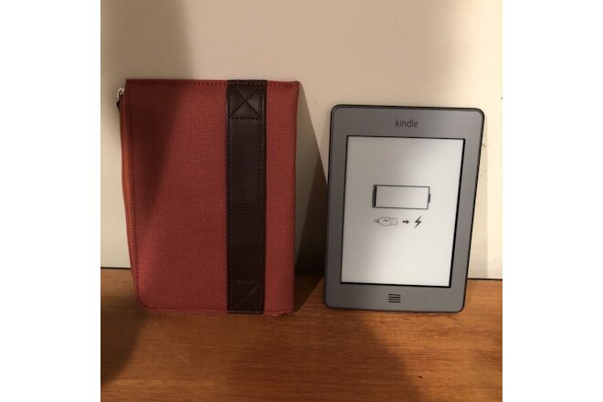 Amazon Kindle Touch 4th Gen D01200 Gray 4 GB Wi Fi 6 in Book Reader