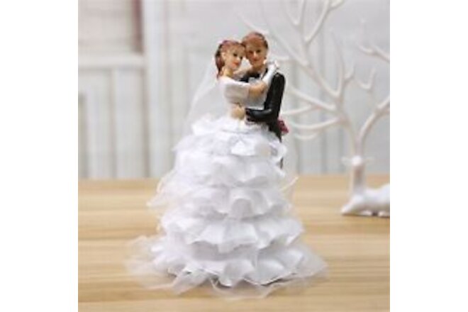 Wedding Statue Wide Application Fine Workmanship Resin Lightweight Wedding
