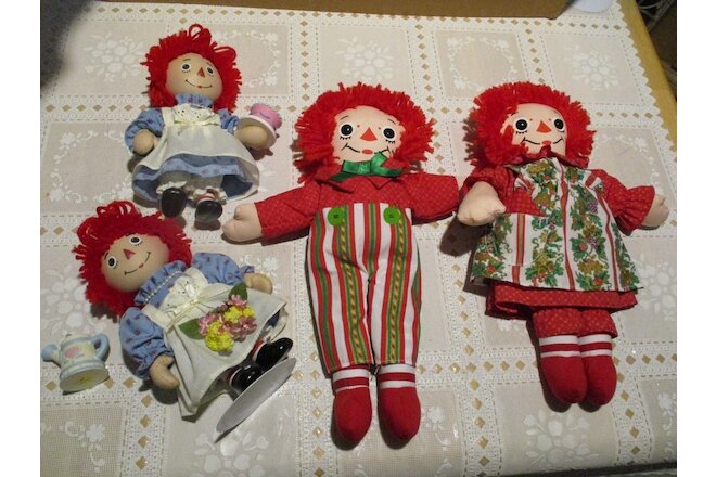 Raggedy Ann Holiday Collectibles Rag Dolls/Porcelain Figures Lot