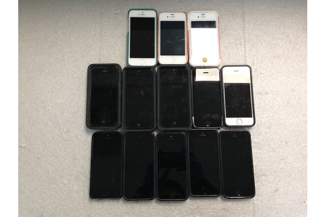 Lot of 13 Apple iPhone Mixed Models W/ Cases *For Parts/Read* | AP43