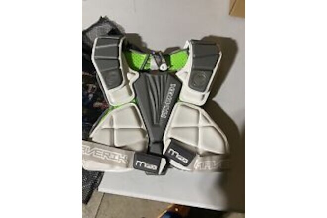 Maverik MAX 375 Lacrosse Shoulder Chest Pads Size MED / Brand New In Bag