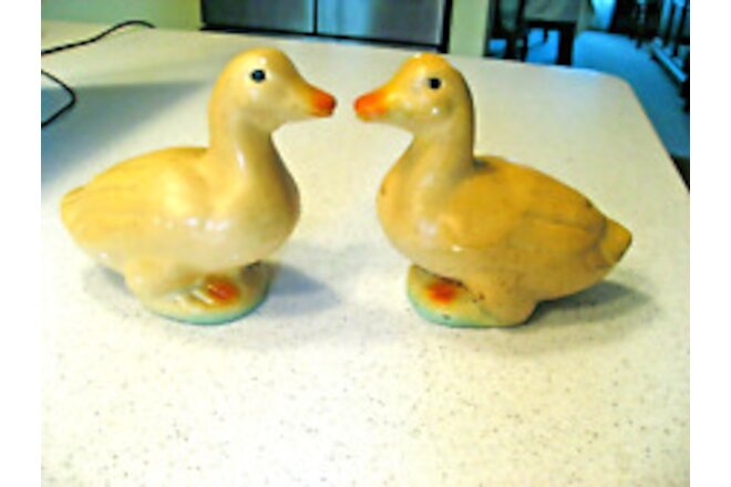 Vintage Lot of 2 GMG ART Chalkware Yellow Ducks Made in Louisville, KY