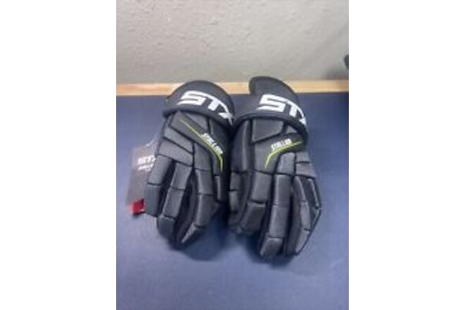 NEW! STX Stallion 200 Lacrosse / hockey Padded Gloves Size Medium Black GE SL2F
