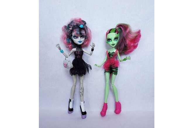 Zombie Shake doll lot *READ* Venus McFlytrap Rochelle Goyle WRONG SHOES pink