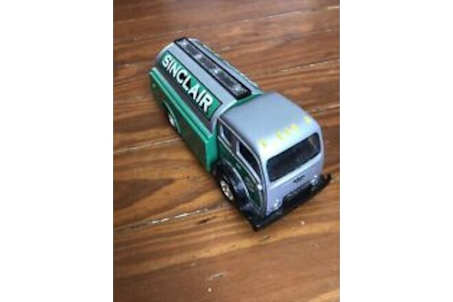 Sinclair Toy Truck