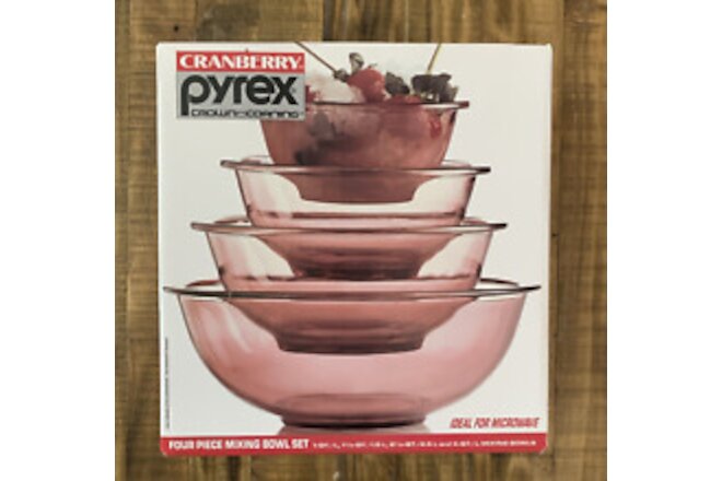 Pyrex Cranberry Four Piece Mixing Bowl Set New
