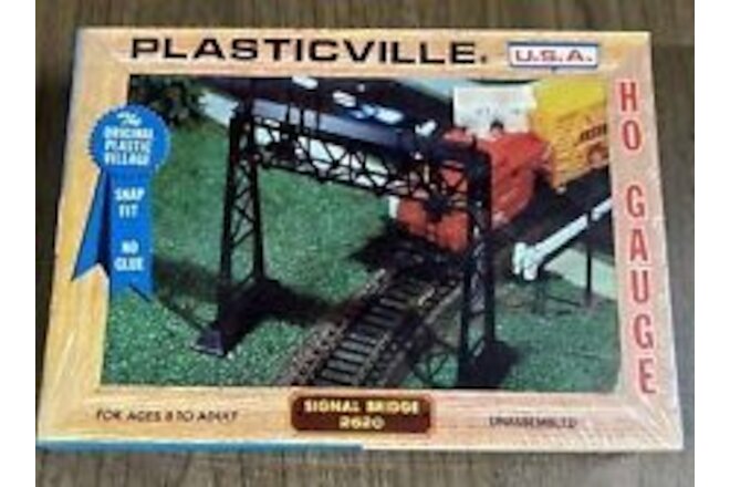 Plasticville 2620:100 HO Scale Signal Bridge Snap Fit Building Kit