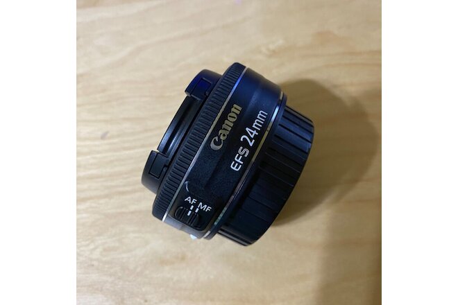 Canon Lens EF-S 24mm 1:2.8 STM 52mm Macro 0.16m/0.52ft