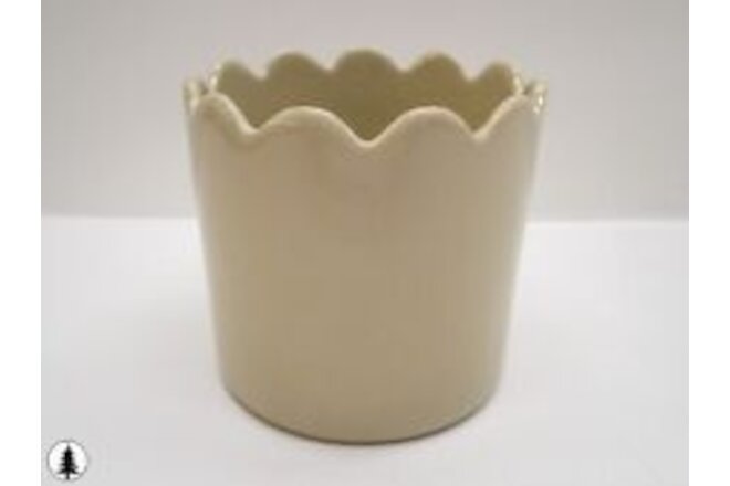 H&M Home Crackle-Glaze 3.75" H X 4" D Light Beige Pot Planter Scalloped