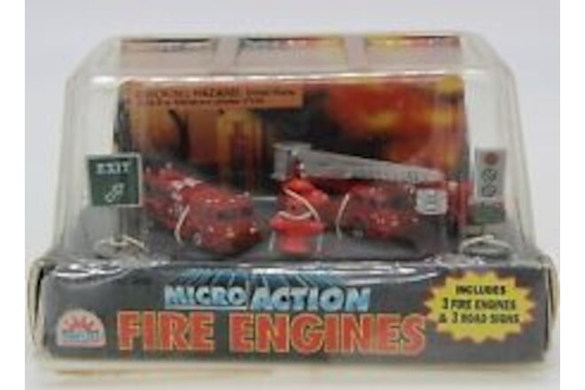 FunRise 10230 1:87 Micro Action Fire Engines Set of 3 w/Road Signs & Hydrant