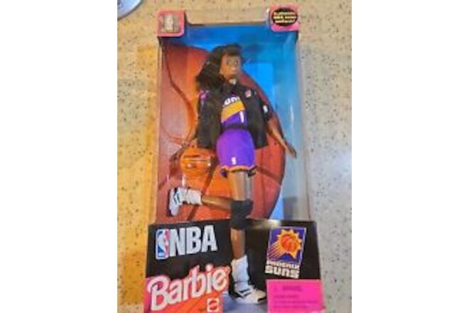 Barbie NBA Phoenix Suns Doll 1998 Mattel No. 20711 NRFB