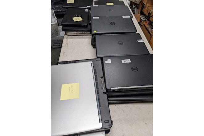 LOT OF 46 LAPTOPS CLEAN UNITS WITH MINOR ISSUES
