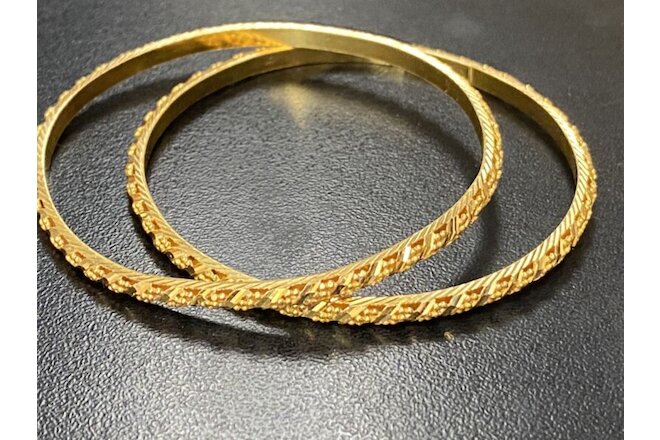 22K Solid Yellow Gold Beaded Pattern Bangle Bracelet Set, 21.40 grams