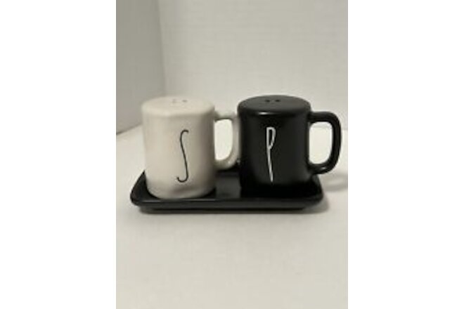 NEW Rae Dunn Ceramic Salt & Pepper Mug Shape Shaker Set w/Tray Black & White C1