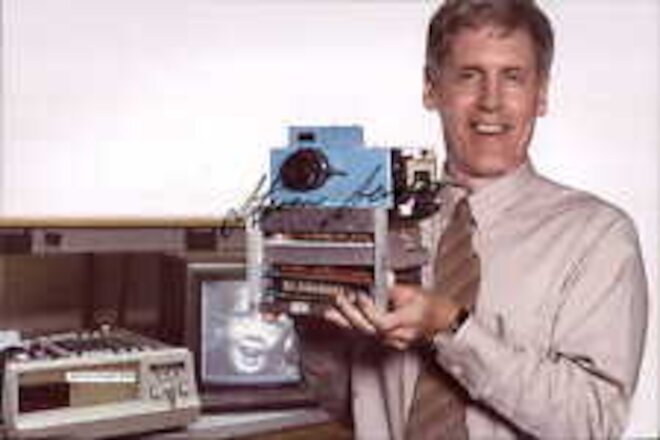 Steven Steve Sasson Signed 4x6 Photo Inventor of the Digital Camera Kodak Auto