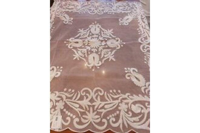 NEW SARO AN01 54 in. Square Alessandra Collection Embroidered Table Topper Ivory