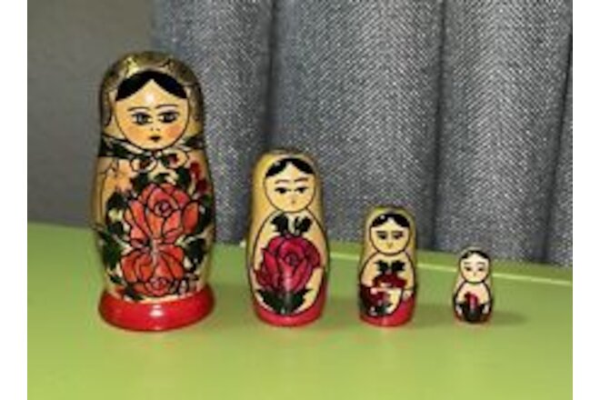 Vintage Set/4 Wooden Russian Nesting Dolls Handmade & Painted Perfect Condition