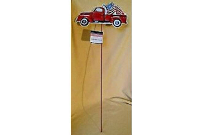 GARDEN STAKE ANTIQUE 1950'S RED PICKUP TRUCK AMERICAN FLAG NEW YARD ORNAMENT.