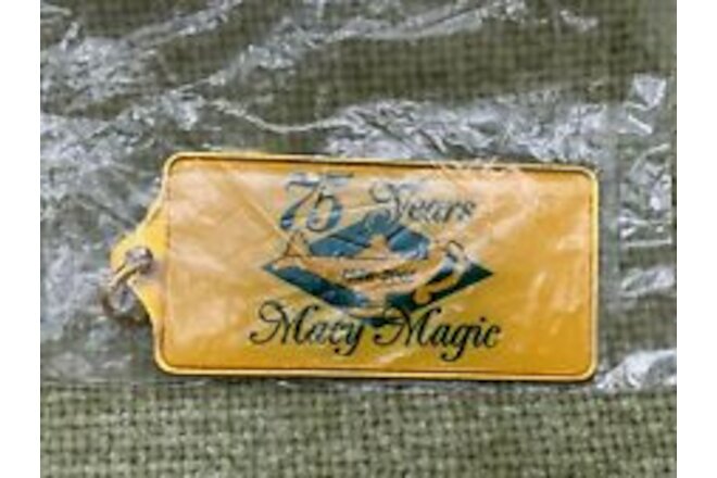Girl Scout Edith Macy National Center 75 Years Keychain Macy Magic 1926-2001 NIP