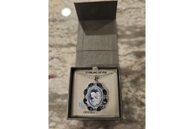 Luminesse Sterling Silver Angel Cameo Blue Crystal 18" Necklace Pendant (S)