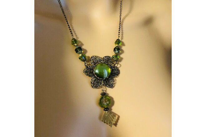 Green Czech Glass Pendant Necklace Set with Earrings Victorian Revival USA Made