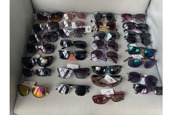 Wholesale Sunglasses, Lot of 30 Pair NWT Foster Grant,  Time & Tru, Panama Jack